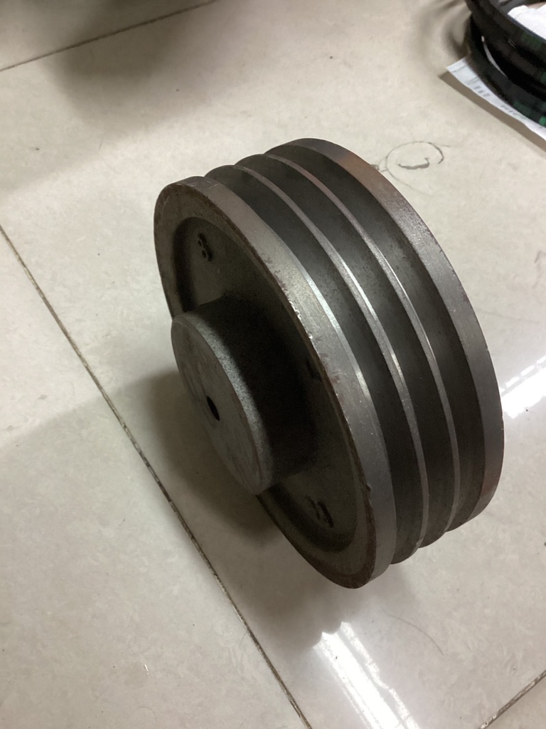 มู่เล่ย์ 5 นิ้ว 3 ร่อง B แบบตัน : Pulley 5x3B-T